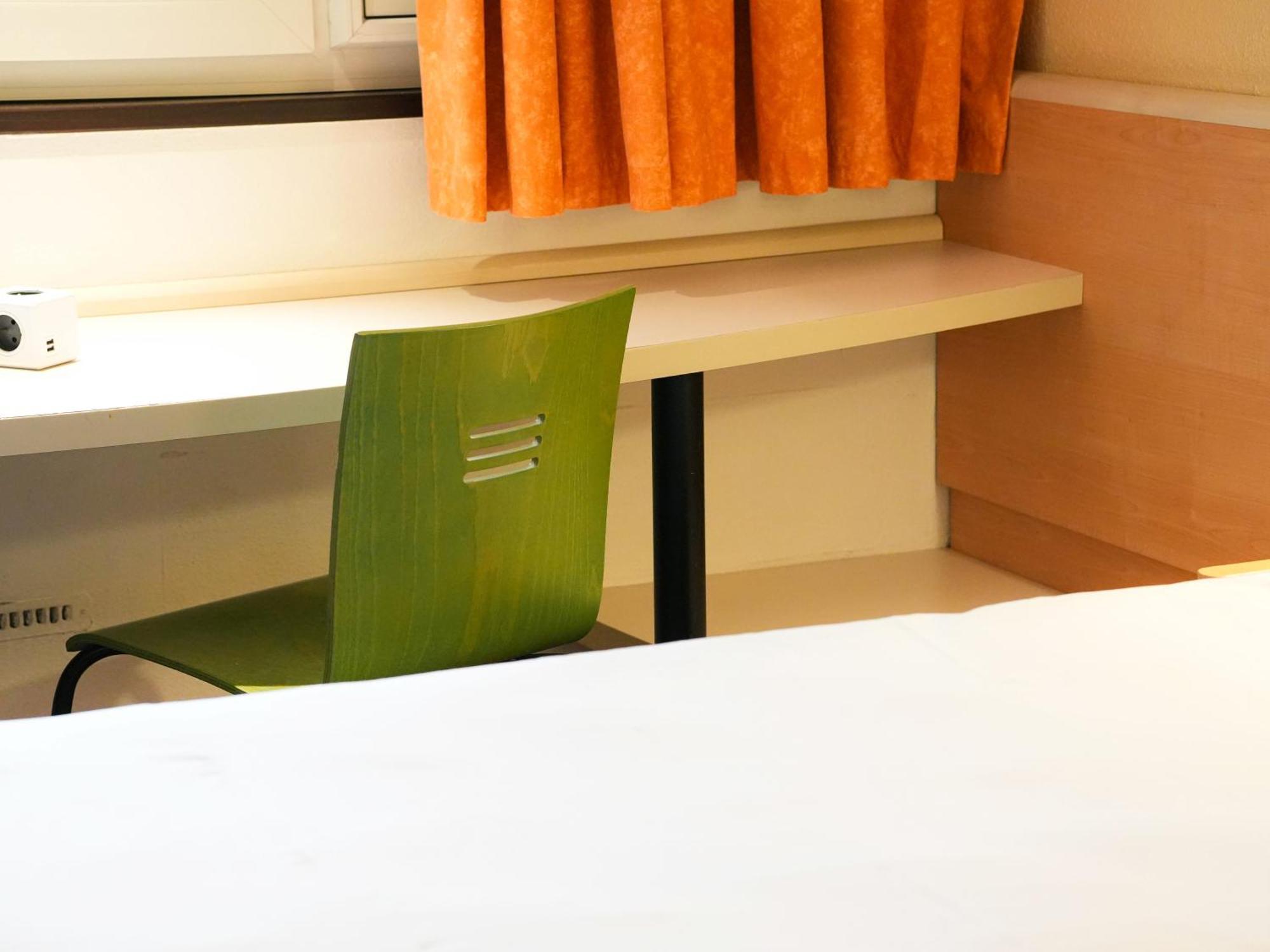 Ibis Caen Porte D'Angleterre Exteriör bild