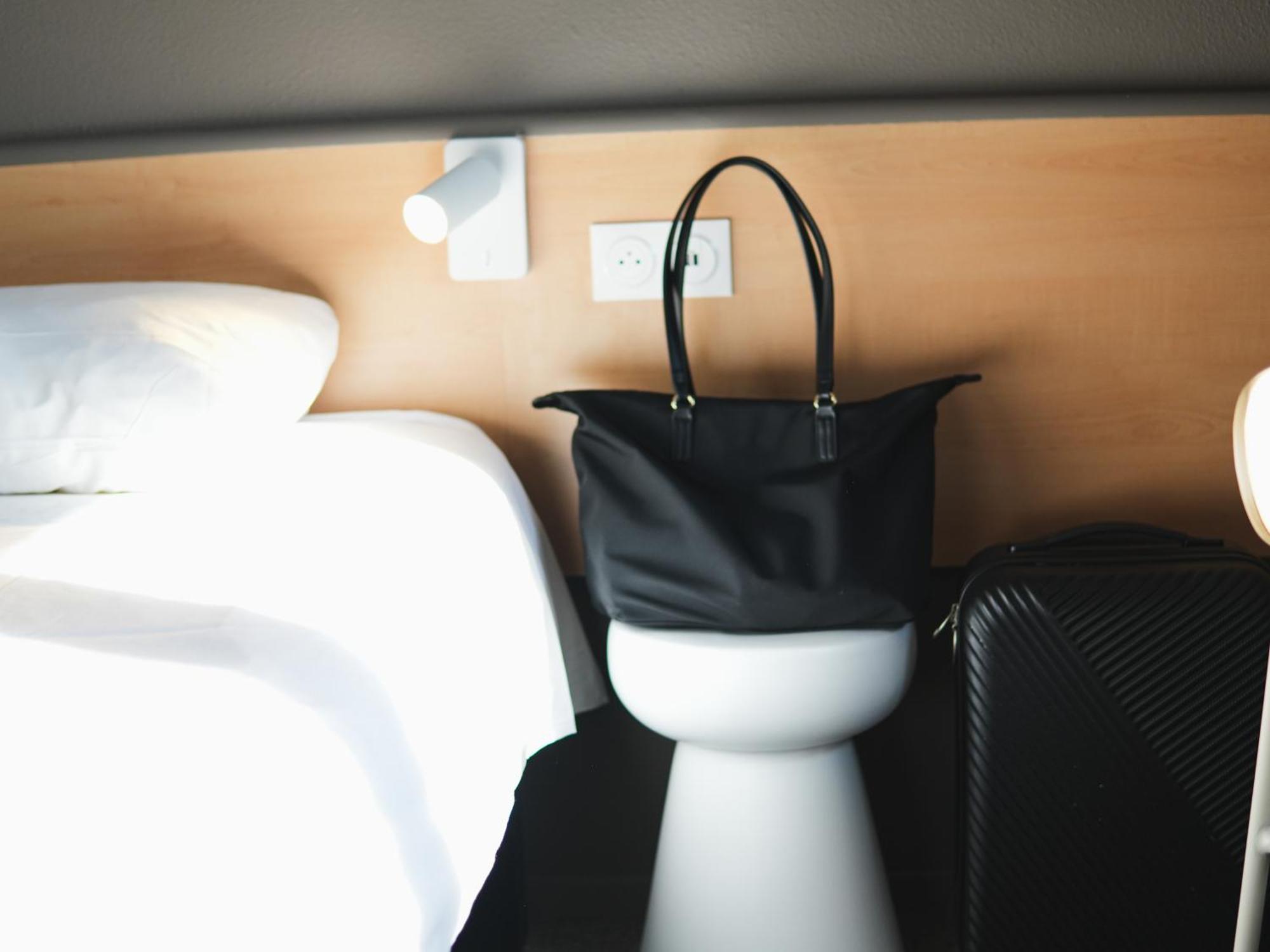 Ibis Caen Porte D'Angleterre Exteriör bild